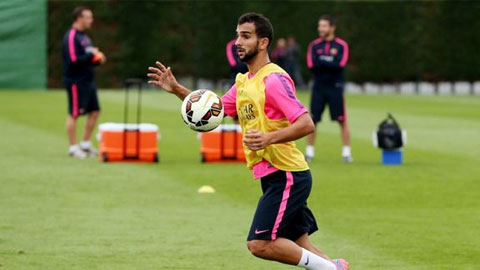 Cú ghi điểm không tưởng của sao trẻ Barca