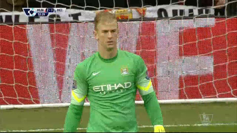 Joe Hart cứu thua cho Man xanh (Man Utd 4-2 Man City)