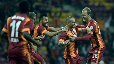 Siêu phẩm của Sneijder trong trận Galatasaray gặp Sivasspor 