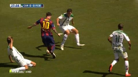 Messi suýt ghi bàn cho đội khách (Cordoba 0-8 Barcelona)