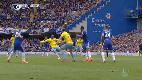 Puncheon khiến CĐV của Chelsea giật mình (Trực tiếp: Chelsea vs Crystal Palace)