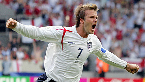 5 bàn thắng đẹp nhất David Beckham từng ghi cho tuyển Anh