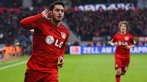 5 bàn thắng đẹp nhất vòng 31 Bundesliga