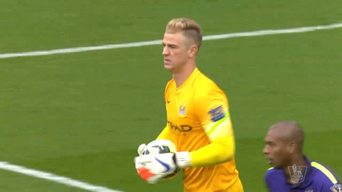 Gomis cảnh cáo thủ môn Joe Hart (Swansea vs Man City)
