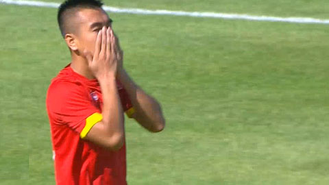 Phi Sơn và đồng đội liên tiếp uy hiếp khung thành đối phương (U23 Việt Nam vs U23 Brunei)