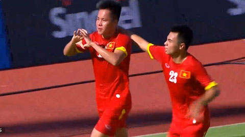 Thanh Bình chạm bóng tinh tế mở tỷ số (U23 Việt Nam - U23 Brunei)