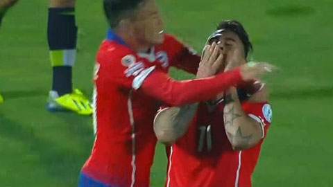 Vidal kiến tạo, Vargas ghi bàn (Chile vs Mexico)