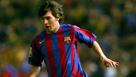 Năm 16 tuổi, Messi chơi bóng thế nào?