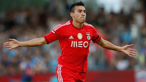 Gaitan, mục tiêu tranh giành của M.U và Chelsea