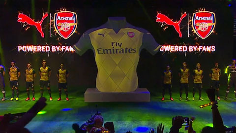 Chiêm ngưỡng áo đấu của Arsenal mùa giải 2015/16