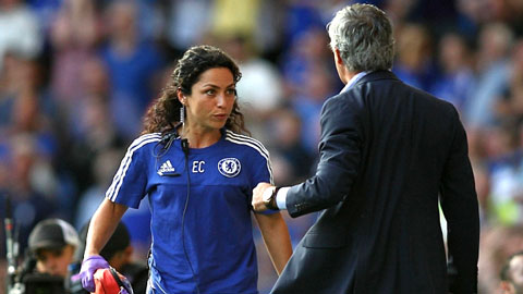 Chelsea không thắng, Mourinho đổ lỗi cho nữ bác sỹ