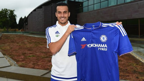 Pedro tươi rói trong ngày ra mắt Chelsea