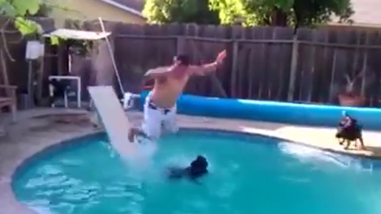 Những pha nhảy cầu bá đạo nhất quả đất