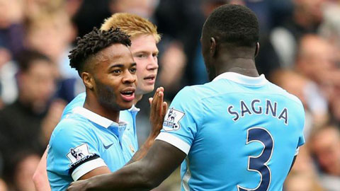 Hat-trick đầu tiên của Sterling cho Man City