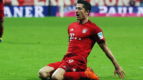 5 bàn thắng siêu tốc trong 9 phút giúp Lewandowski lập 4 kỷ lục Guinness