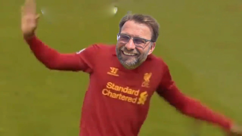 Hài hước: Klopp ăn mừng kiểu 