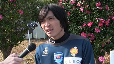 Tuấn Anh trả lời phỏng vấn Yokohama bằng tiếng Anh tự tin và trôi chảy