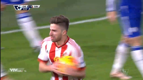 Borini rút ngắn tỷ số (Chelsea 3-1 Sunderland)