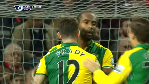 Jerome mở tỉ số cho đội khách (M.U 1-2 Norwich)