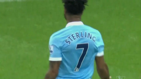 Raheem Sterling mở tỷ số (Man City 4-1 Sunderland)