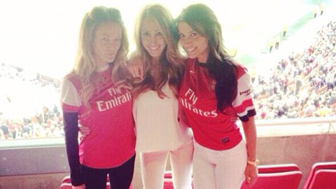 Cuộc chiến WAGs nóng bỏng giữa M.U và Arsenal