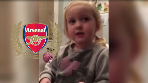 Bé gái 2 tuổi gây sốt với bài hát về Arsenal
