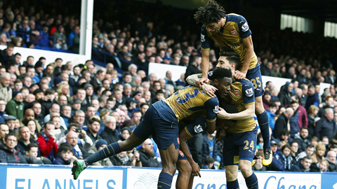 Everton 0-2 Arsenal (Vòng 31 Ngoại hạng Anh 2015/2016)