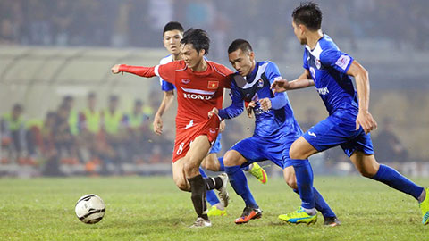 Tuấn Anh đột phá kiến tạo cho Đình Đồng ghi bàn