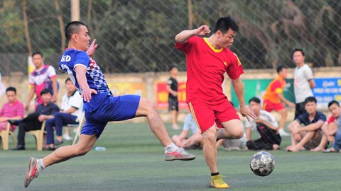 Đội bóng của Văn Quyến thua đậm tại vòng 4 Vinh League