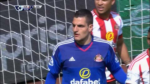 Mannone liên tiếp cứu thua cho Sunderland (Sunderland 0-0 Arsenal)