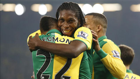 Norwich City 4-2 Watford (Đá bù vòng 35 Ngoại hạng Anh 2015/16)
