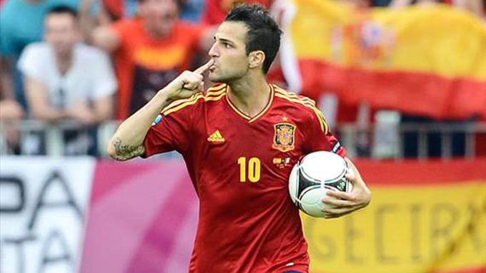 Fabregas: Nhạc trưởng của ĐT Tây Ban Nha tại EURO 2016?