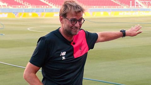 Klopp bắt chước điệu nhảy chim bay cò bay của Sturridge