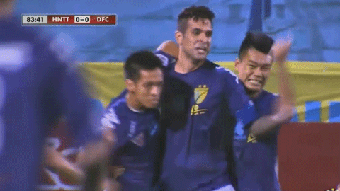 Gonzalo ghi bàn sau đường kiến tạo của Victor