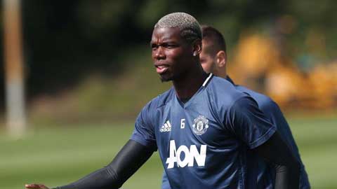 Pogba cười sảng khoái trong buổi tập đầu tiên cùng M.U