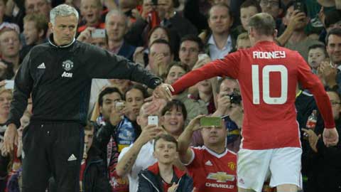 Vì sao Rooney vẫn được Mourinho trọng dụng?