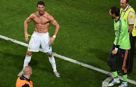 Ronaldo đang dẫn đầu danh sách ghi bàn tại Champions League