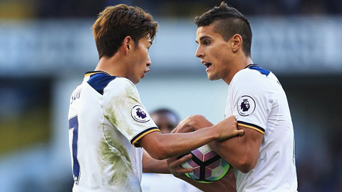 Phát hiện: Lamela và Son Heung-min đã tranh giành nhau sút pen