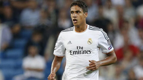 Sai lầm ngớ ngẩn của Varane khiến Real nhận bàn thua