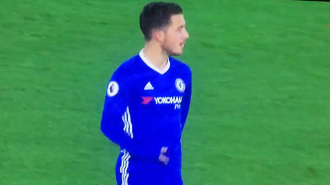 Eden Hazard nhảy ngộ nghĩnh trong trận gặp Southampton