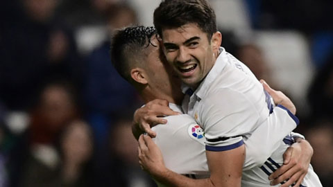 Con trai Zidane, Enzo ghi bàn thắng cực khéo ngay trận ra mắt Real