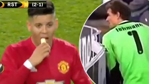 Rojo ăn chuối, Lehmann tè bậy và những khoảnh khắc khó đỡ khi thi đấu