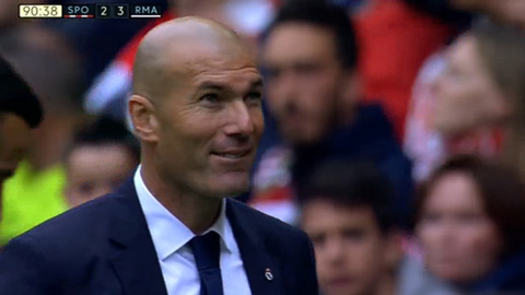 Zidane ăn mừng kỳ lạ sau bàn thắng của Isco