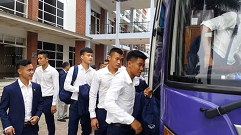 U20 Việt Nam mặc lịch lãm vào TP.HCM gặp U20 Argentina