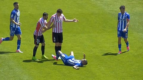 Pha ăn vạ quá thô thiển của sao La Liga