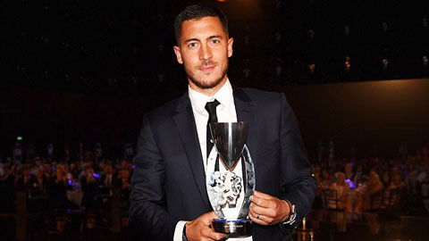 Hazard đoạt giải cầu thủ xuất sắc nhất Chelsea 2016/17