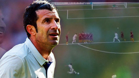Luis Figo sút phạt tuyệt đẹp ở tuổi 44