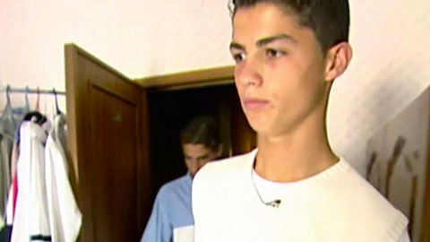 Những hình ảnh chưa từng được tiết lộ khi Ronaldo 16 tuổi