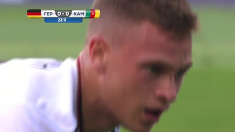 Kimmich đánh đầu chệch cột đáng tiếc (Đức 0-0 Cameroon)