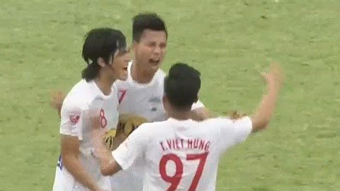 Văn Thanh mở tỷ số trận đấu (FLC Thanh Hóa 0-1 HAGL)